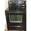 Image 1 : WHIRLPOOL CERAMIC TOP STOVE 30" WITH ACCUBAKE &