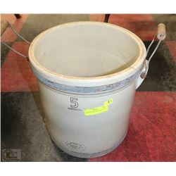 VINTAGE 5 GAL MEDALTA CROCK