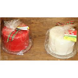 PAIR OF DELUXE RED WHITE 3 WICK CANDLES