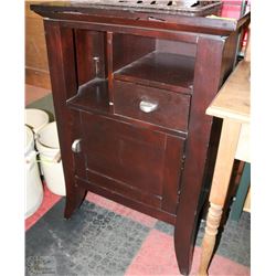 WOOD LAUNDRY ROOM CABINET