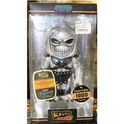 TRANSFORMERS LTD ED.VINYL FIGURE SKELETOR WHITE