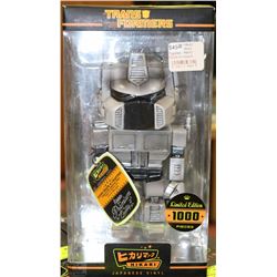 TRANSFORMERS LTD ED. VINYL FIGURE OPTIMUS PRIME