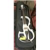 Image 1 : VIOLIN CECILIO WHITE ELECTRIC WITH BOW AND CASE