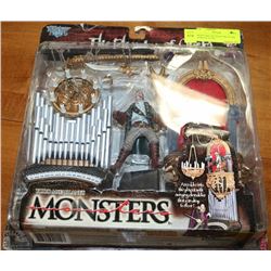 MONSTERS THE PHANTOM OF THE  OPERA PLAYSET