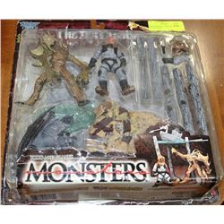 MONSTERS SEA CREATURE PLAYSET COLLECTIBLE
