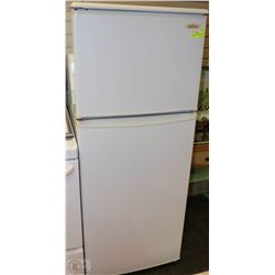 SUNBEAM APARTMENT SIZE FRIDGE