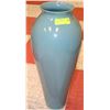 Image 1 : BLUE VASE