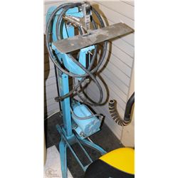 INDUSTRIAL BRONCO STAPLER