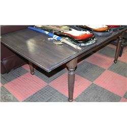 SOLID WOODEN TABLE WITH 2 LEAFS