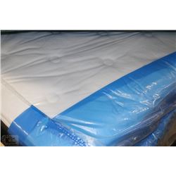 COTTON TOP QUEEN SIZE MATTRESS WITH BOXSPRING