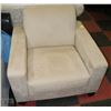 Image 1 : BEIGE CHAIR