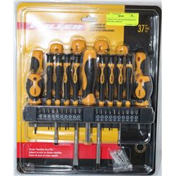 37 PIECE FULLER SCREWDRIVER SET WITH WALLMOUNT