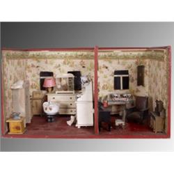 Varia : Puppenstube. Geteilt in zwei Räume. Rot lackierter Holzkasten, tapeziert mit bunter Kinderta