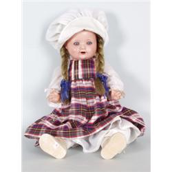 Varia : Puppe. Masse-Gliederkörper. Modellierter Kurbelkopf mit Kindergesicht, Schlafaugen und offen