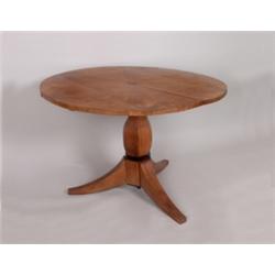 Möbel - Einrichtung : Biedermeier-Tisch. Nadelholz, Kirschbaum furniert. Sechskantiger Baluster auf 