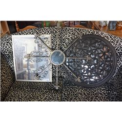 TWO DECORATIVE WALL PLAQUES AND PICTURE