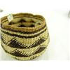 Image 6 : Yurok Basket