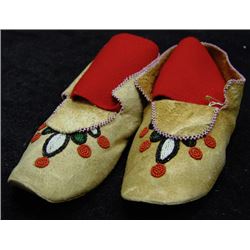 Chippewa/Cree Moccasins