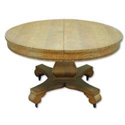 AL CAPONE`S OAK TABLE