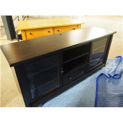 TV Stand, 59"x38"x20"