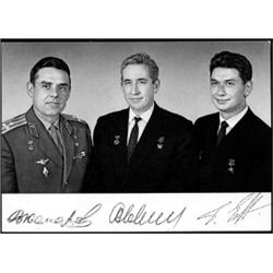 VOSKHOD I CREW SIGNED PHOTO