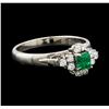 Image 1 : 0.29 ctw Emerald and Diamond Ring - Platinum