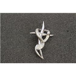 14K WHITE GOLD PENDANT:3.8g/Diamond:0.16ct