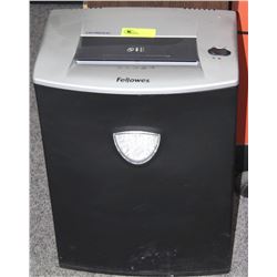 FELLOWES OFFICE PAPER SHREDDER