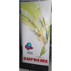 RETRACTABLE BANNER STAND WITH BACK LIGHT