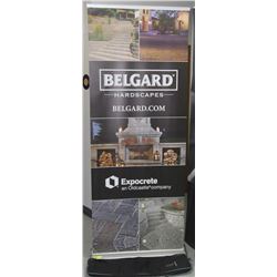 RETRACTABLE BANNER STAND