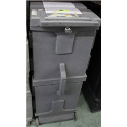 LOT OF 5 EXPO RETRACTABLE DISPLAYS