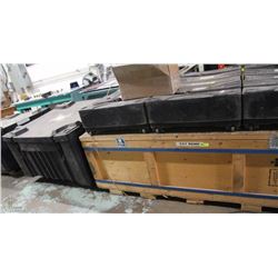 20' X 30' INTERLOCK TRUSS DIPLAY WITH 5 BLACK