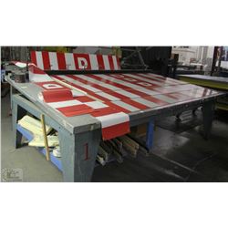 INDUSTRIAL 5 SCREEN SILK SCREENING TABLE