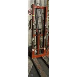 INTERLIFT PALLET JACK