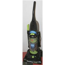 BISSELL UPRIGHT VACUUM