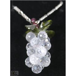 CLEAR/WHITE CRYSTAL CLUSTER PENDANT WITH 18"