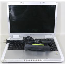 INSPIRON 640M LAPTOP DELL COMPUTER WITH BATTERY