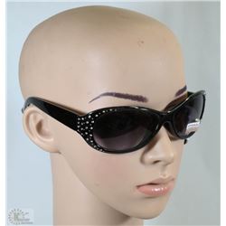 LADIES FOSTER GRANT BEAUTY SOLUTIONS SUNGLASSES