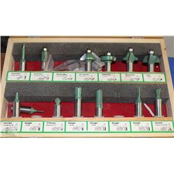 WOOD BOX WITH ROUTER BITS