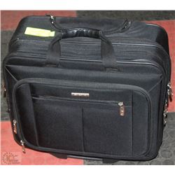 SAMSONITE TRAVEL BAG WITH TELESCOPIC HANDLE