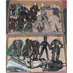 COLLECTION OF 18 2001-2002 MARVEL FIGURINES