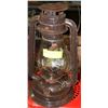 Image 1 : VINTAGE BARN LANTERN