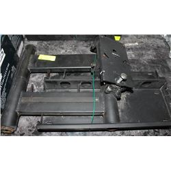 HEAVY DUTY SWIVEL FLAT SCREEN TV MOUNT