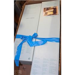 NEW PARTYLITE PILLAR CANDLE SET