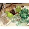 Image 1 : FLAT OF ART GLASS AND GLASS FIGURINES
