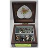 Image 1 : JEWELRY BOX WITH CONTAINS
