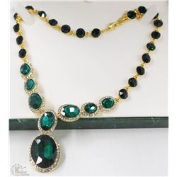 ESTATE - SWAROVSKI NECKLACE WITH CERTIFICATE OF