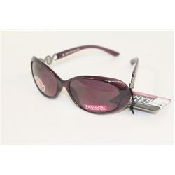 LADIES FOSTER GRANT FASHION SUNGLASSES