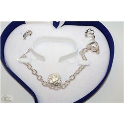 HEART SHAPE JEWELRY BOX WITH JEWELRY SET