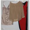 Image 1 : LOT OF 3 PIECES OF CLOTHES SIZED: ALL LARGE